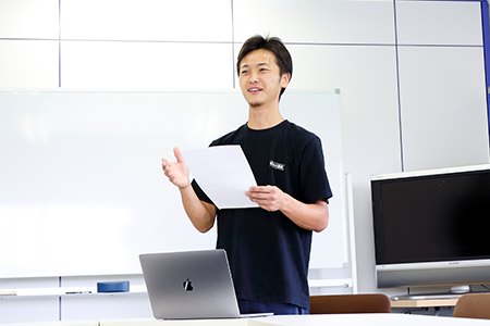 今後の目標を語る先輩社員